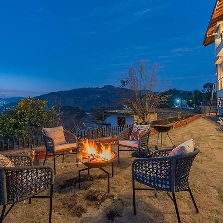 Stayvista At Amulyam Villa With Lawn & Bonfire 穆克缇斯瓦 外观 照片